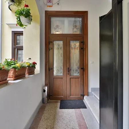 Roza Luxury Apartamento