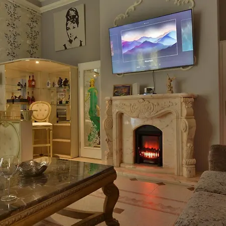 Roza Luxury Apartamento