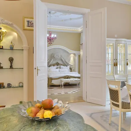 Apartment Roza Luxury